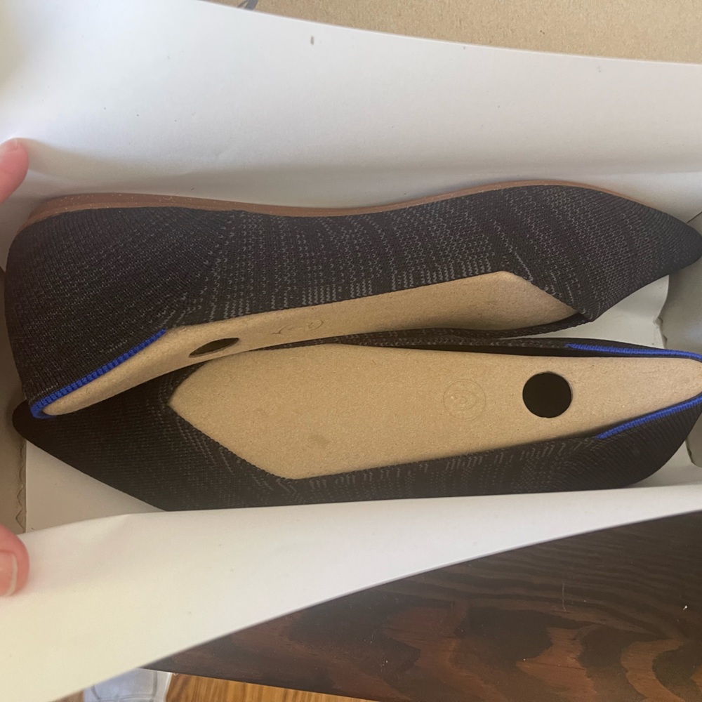 NIB - Rothys Heathered Black Points - size 11.5